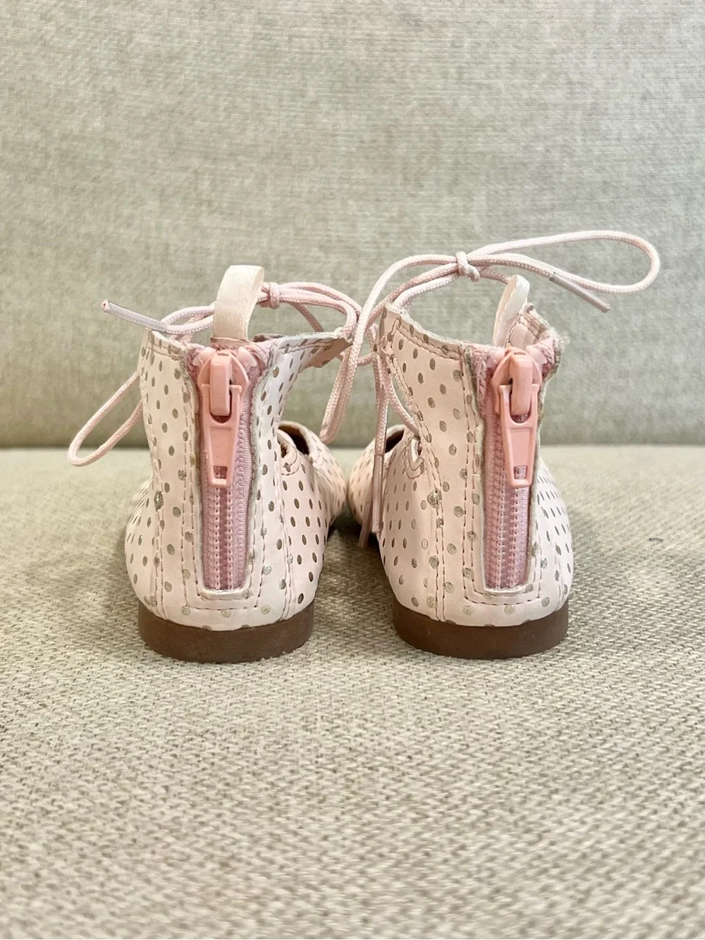 OshKosh B’gosh Size 5 Toddler Girls Karlie-G Pink Silver Polka Dot Lace Up Shoes